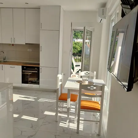 Sun&Sea Apartment Đenovići Exterior photo